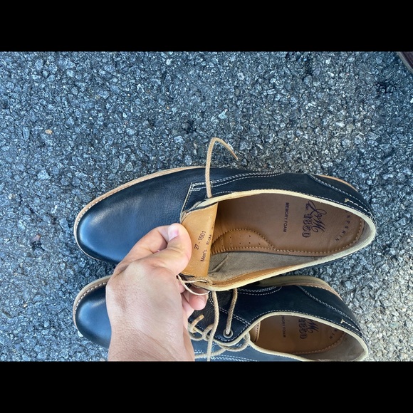 Shoes - Picture 2 of 3